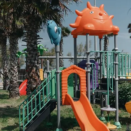 Villaggio Turistico Mare Kemp *